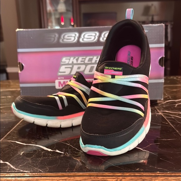 Skechers Shoes - OG Sketchers size 8.5 “Sketchers sport memory foam” black with multi colors